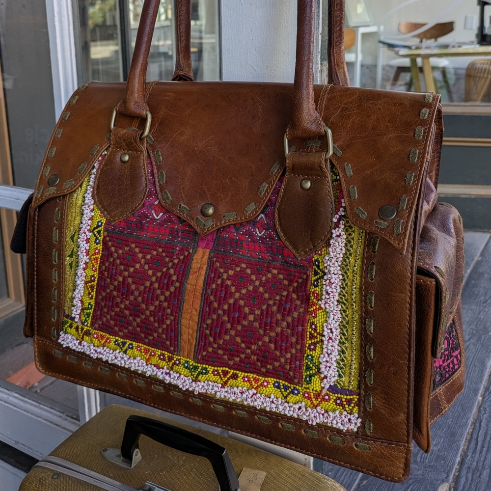 Vintage Addiction Leather Embroidery Beaded Large Bag Boho India Handcrafted
